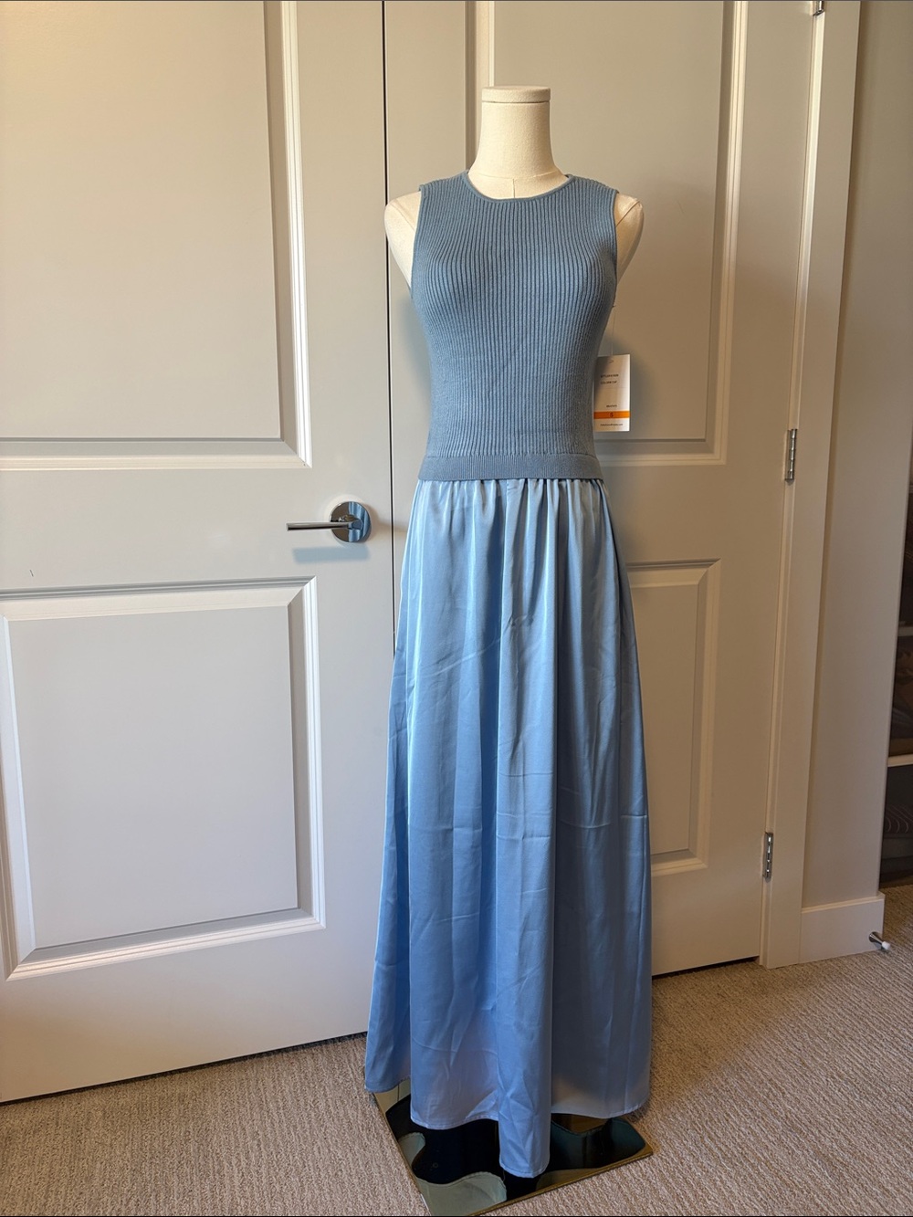 TAYLOR dress